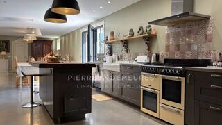  Maison � vendre 9 pi�ces 280 m�