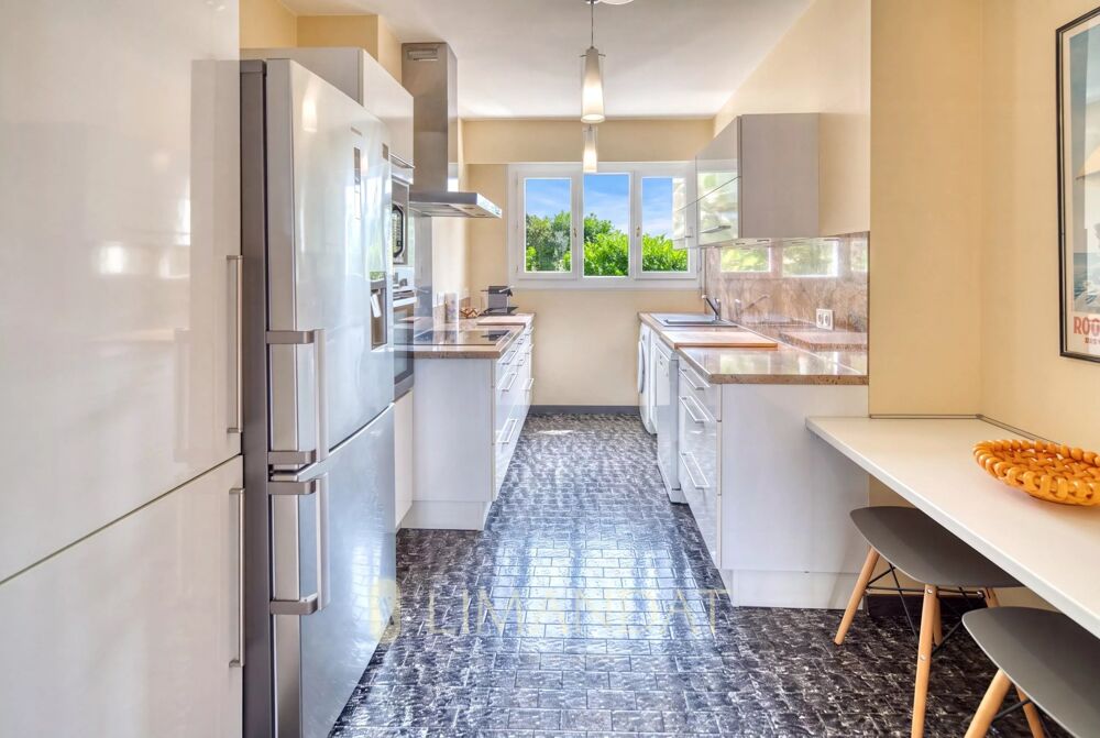 à vendre  Appartement Roquebrune-Cap-Martin (06190)