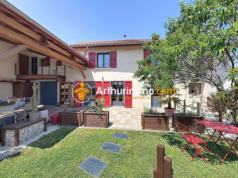 Vente Maison Maison de caractère 155 m² avec bain nordique et terrasse couver Bourgoin-jallieu