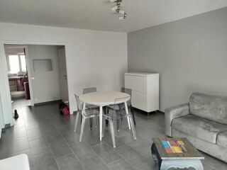  Appartement à louer 3 pièces 65 m²