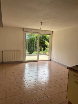  Appartement à louer 2 pièces 40 m²