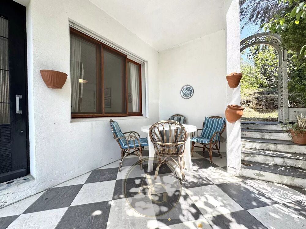 Vente Maison Maison d'architecte type 6 de 242m2, jardin et garage Villepinte
