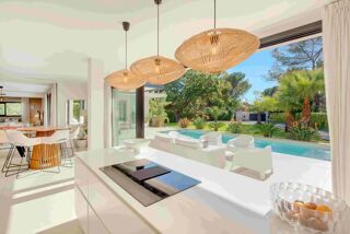  Villa à vendre 7 pièces 230 m²