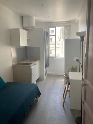  Appartement à louer 1 pièce 10 m²