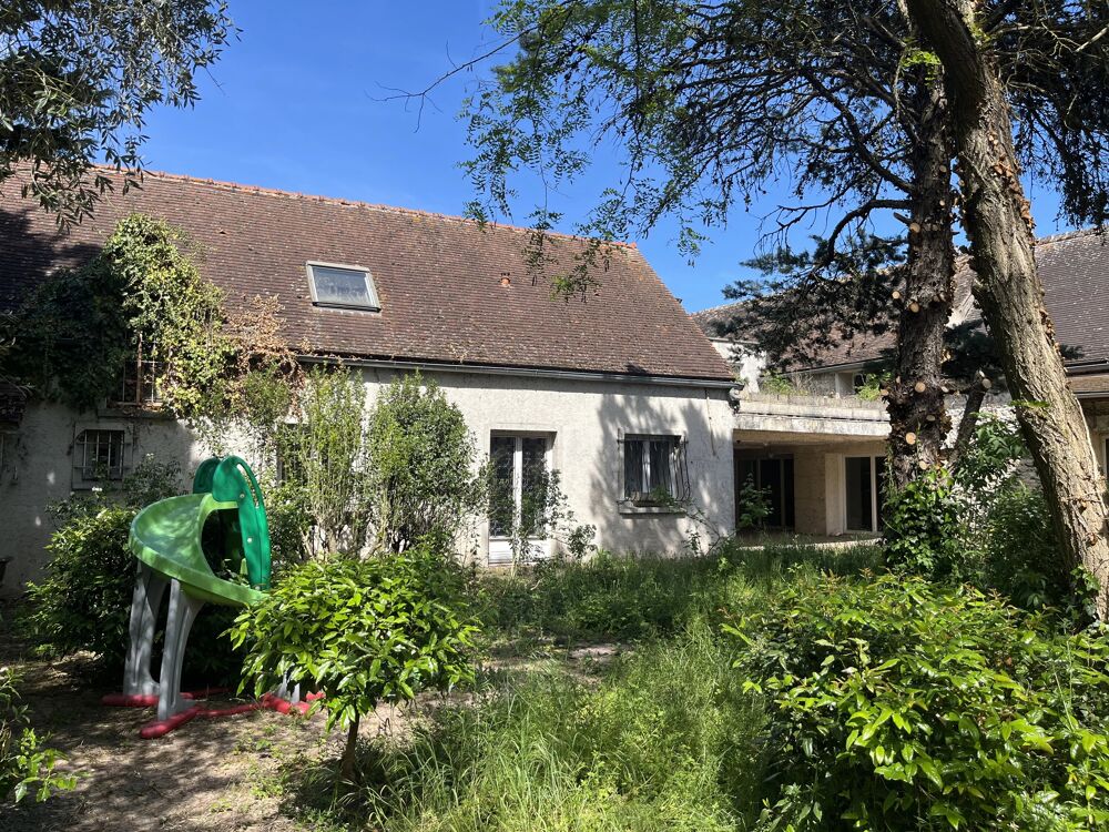 EXCLUSIVITÉ - PROPRIÉTÉ DE CARACTÈRE 850 M², TERRAIN 4500 M²