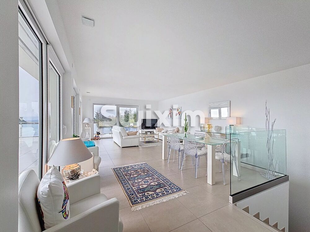 � vendre  Villa Grilly (01220)