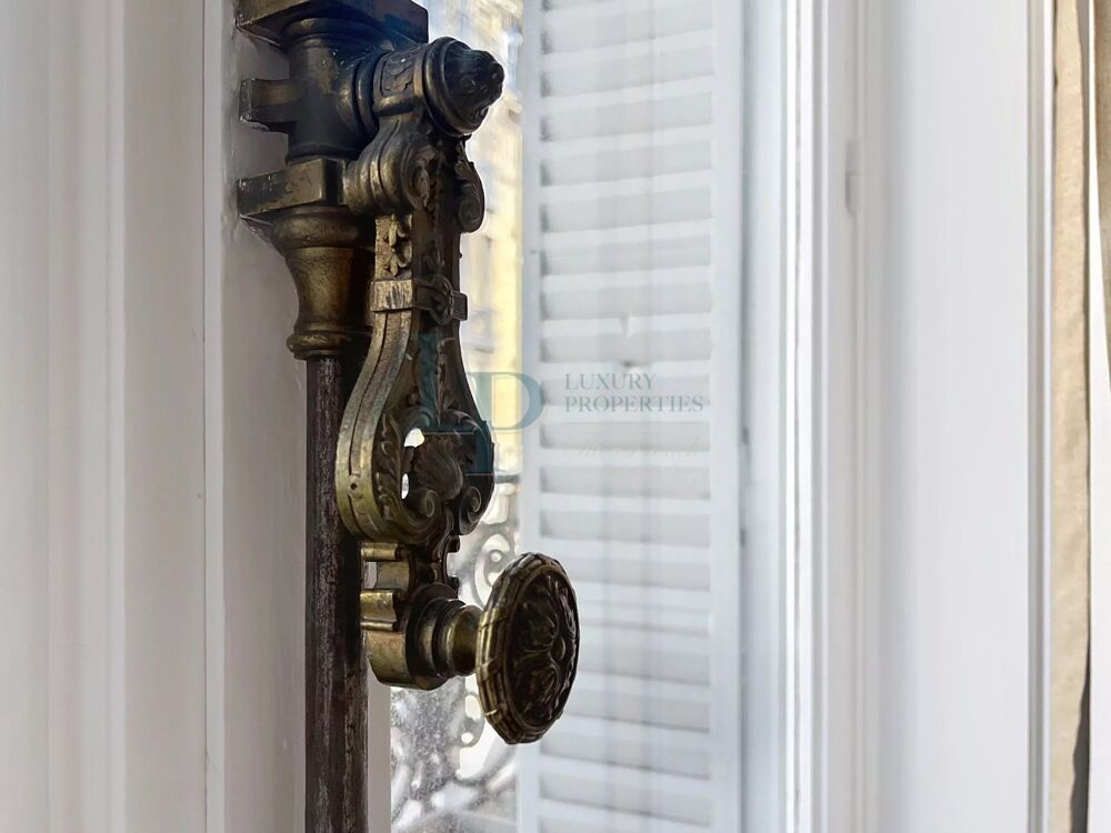 � vendre  Appartement Paris 8