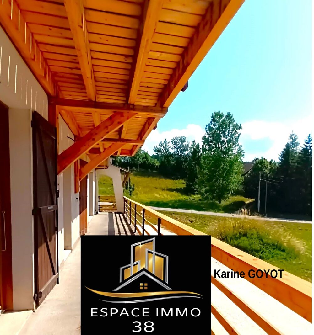 Villard de Lans . Bel appartement de 121m2 .Type T4 avec garage