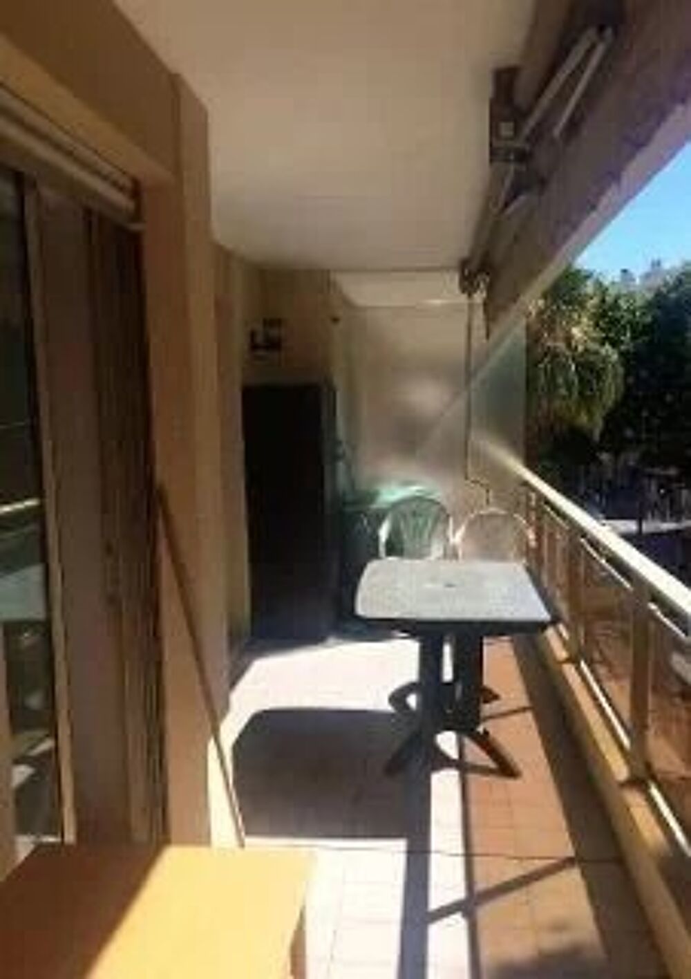 Deux pièces avec terrasse