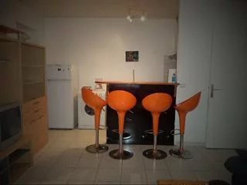 Location Appartement Deux pièces de 37m² situé en plein centre ville de Nice Nice