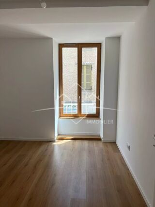  Appartement à louer 3 pièces 51 m²