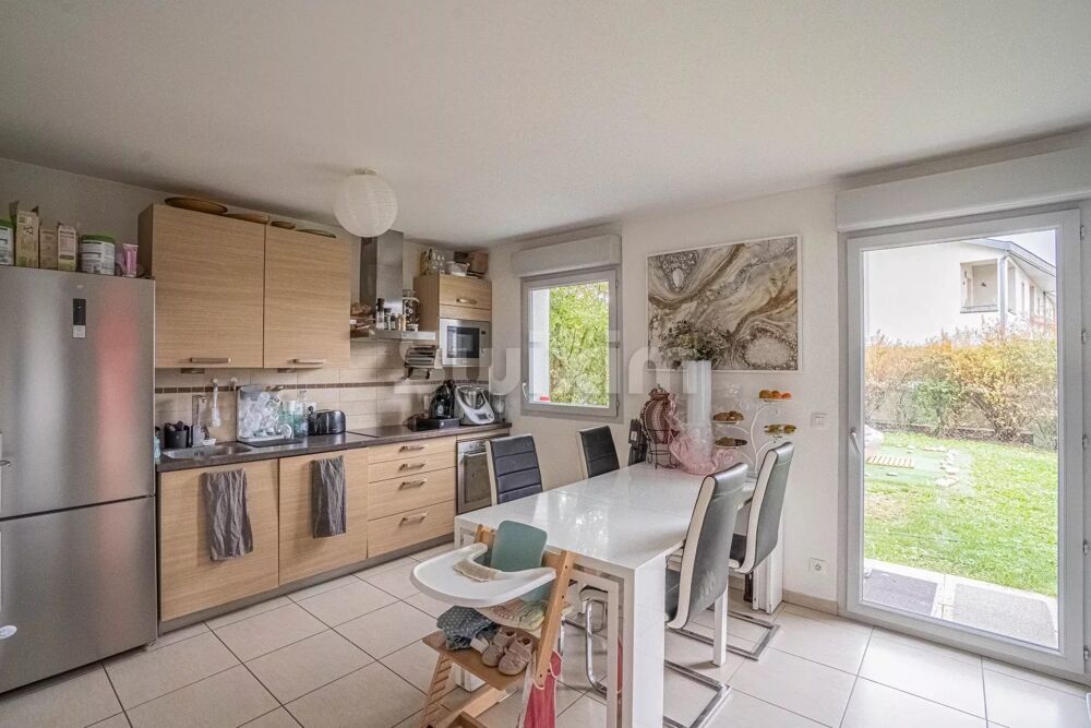 Vente Appartement Appartement T4 de 90m2 avec terrasse/jardin de 200m2! Sgny