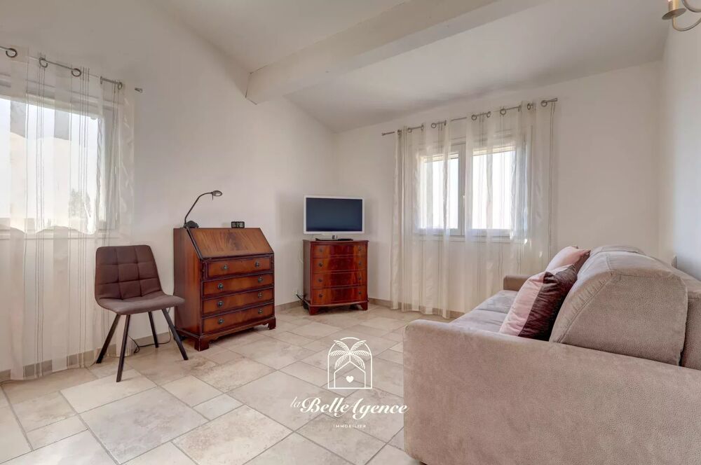 � vendre  Maison Saint-Laurent-du-Var (06700)