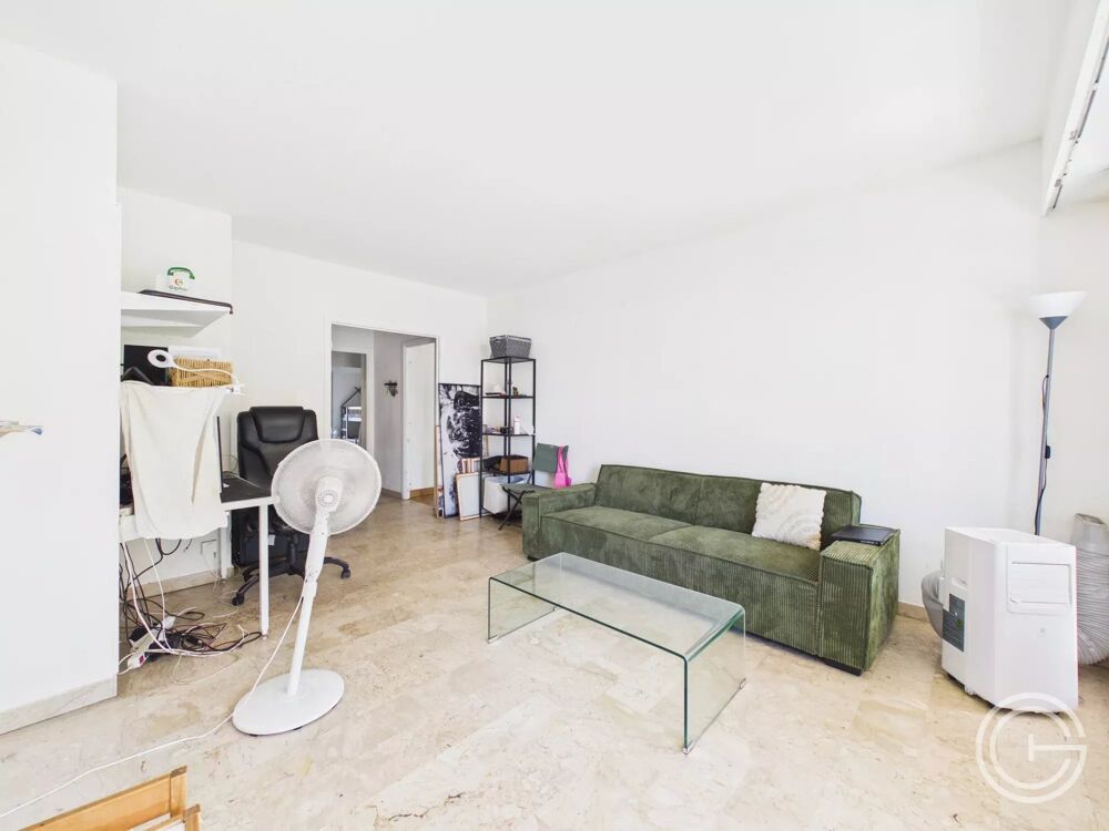 Location Appartement 3 PIECES VIDE AVEC PARKING - 17 BD DELFINO - NICE TNL Nice