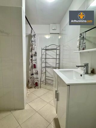 Appartement à louer 2 pièces 37 m²