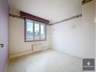  Appartement  vendre 5 pices 77 m