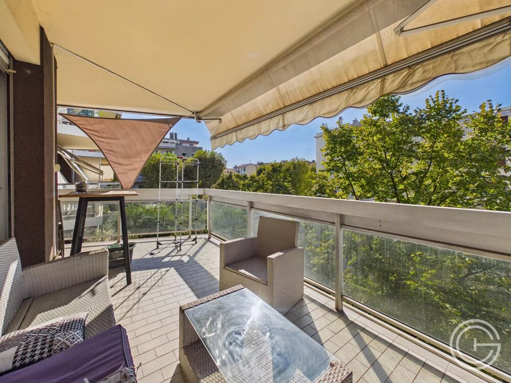 Location Appartement 3 PIECES VIDE AVEC PARKING - 17 BD DELFINO - NICE TNL Nice