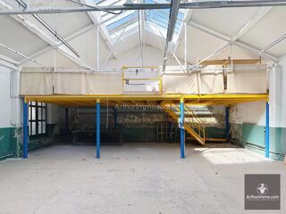  Immeuble � vendre 10 pi�ces 185 m�