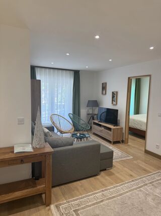  Immeuble � vendre 15 + pi�ces 800 m�