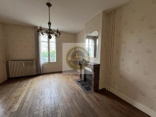  Maison  vendre 6 pices 140 m