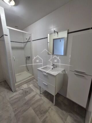  Immeuble � vendre 9 pi�ces 176 m�