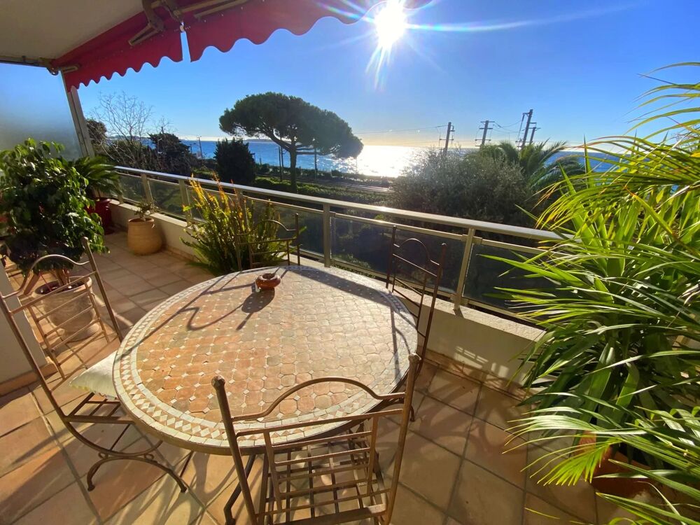 Vente Appartement CANNES VENTE 3 PIECES FACE AUX PLAGES DU MIDI Cannes