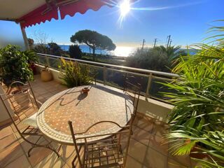 Vente Appartement CANNES VENTE 3 PIECES FACE AUX PLAGES DU MIDI Cannes