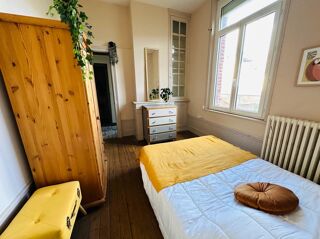  Appartement à louer 13 pièces 272 m²