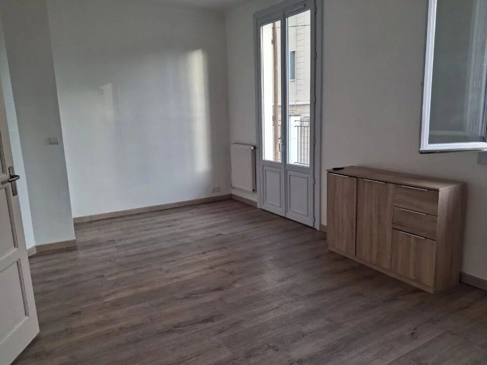Maison de trois pièces de 70m² avec terrasse de 100m²