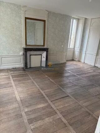  Appartement à louer 4 pièces 122 m²