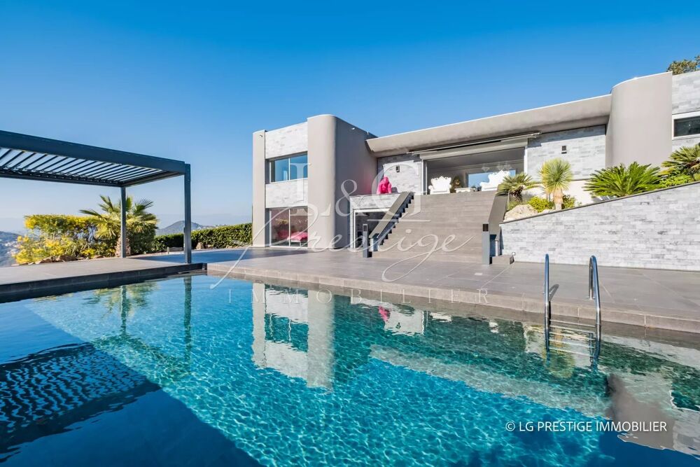 À Vendre Villa Fréjus avec Piscine, 8 Pièces, 350m²