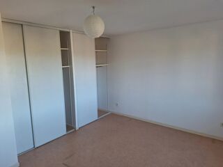  Appartement à louer 3 pièces 66 m²