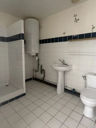  Appartement à louer 2 pièces 50 m²