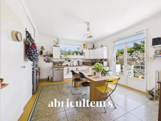  Appartement � vendre 9 pi�ces 230 m�