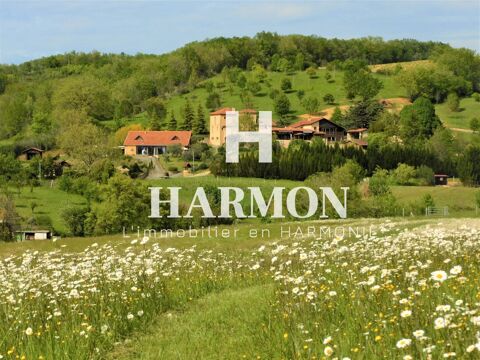   Harmon � vendre : Domaine d'exception  33,9 hectares face aux Py Villa - 954 m�
