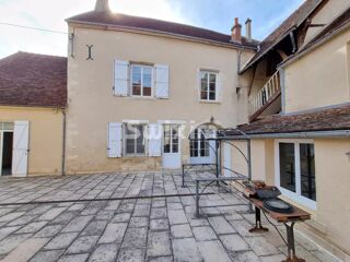  Maison à vendre 12 pièces 225 m²