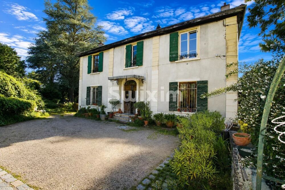 Propriété ancienne à Ecully