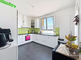 Maison  vendre 7 pices 310 m