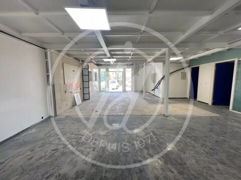 Local commercial 532000 97122 Baie-mahault