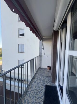  Appartement à louer 4 pièces 67 m²