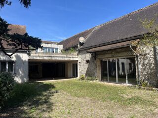 Maison à vendre 15 + pièces 850 m²