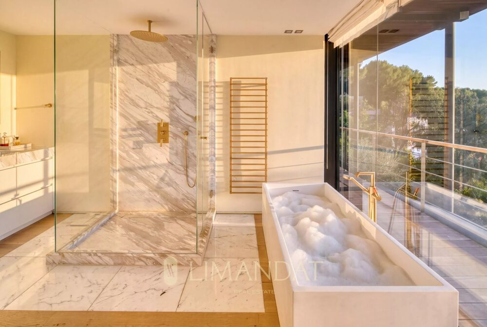 à vendre  Villa Cannes (06400)