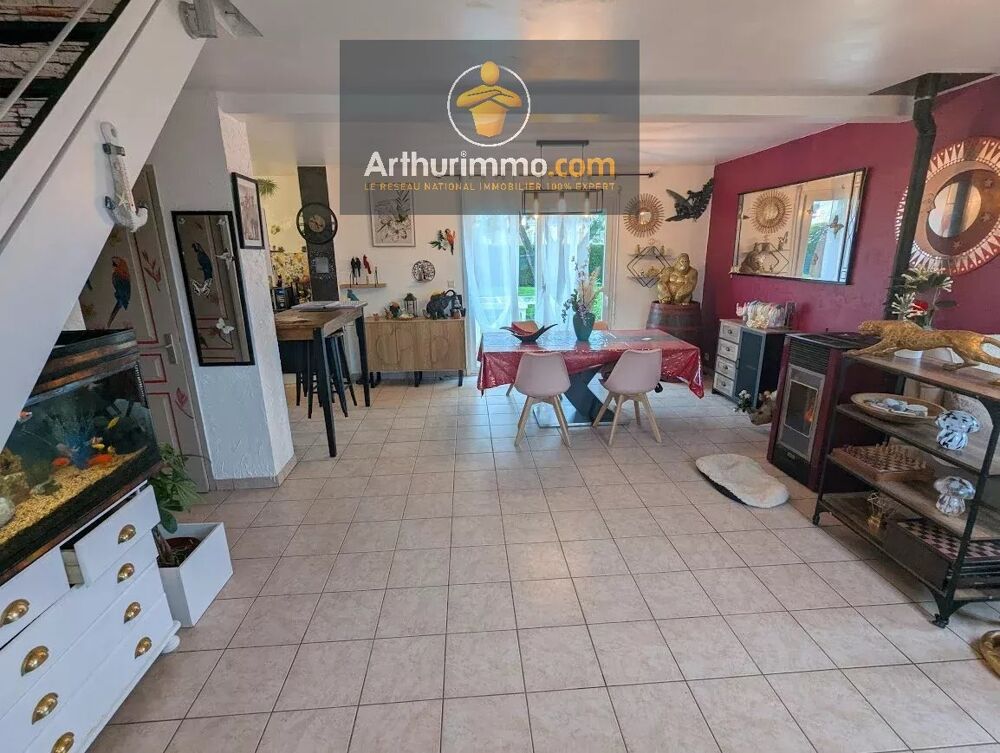 EXCLUSIVITÉ : FORGES DE LANOUÉE MAISON 4 CHAMBRES AVEC TERRASSE,