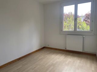  Appartement à louer 3 pièces 55 m²