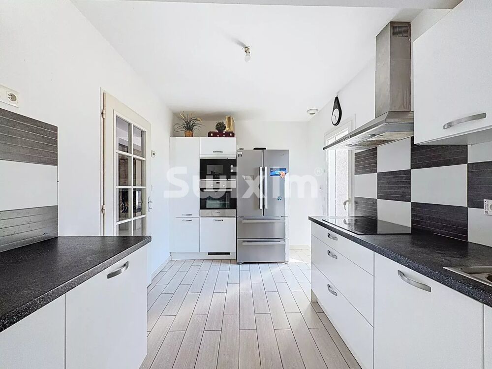 � vendre  Maison Saint-Genis-Pouilly (01630)