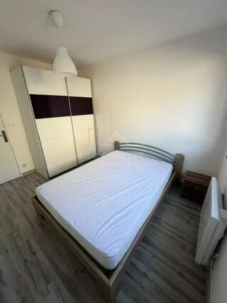  Appartement à louer 2 pièces 43 m²