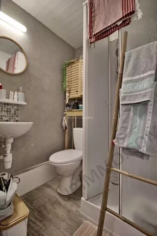  Immeuble à vendre 11 pièces 777 m²