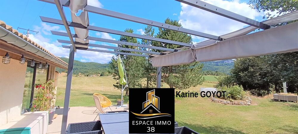 Vassieux en Vercors. Belle propriété de 215m2,avec gîte et 16000