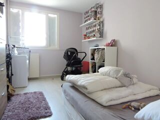  Appartement � vendre 5 pi�ces 85 m�