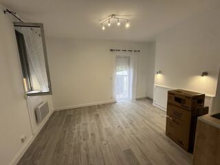  Appartement à louer 1 pièce 27 m²